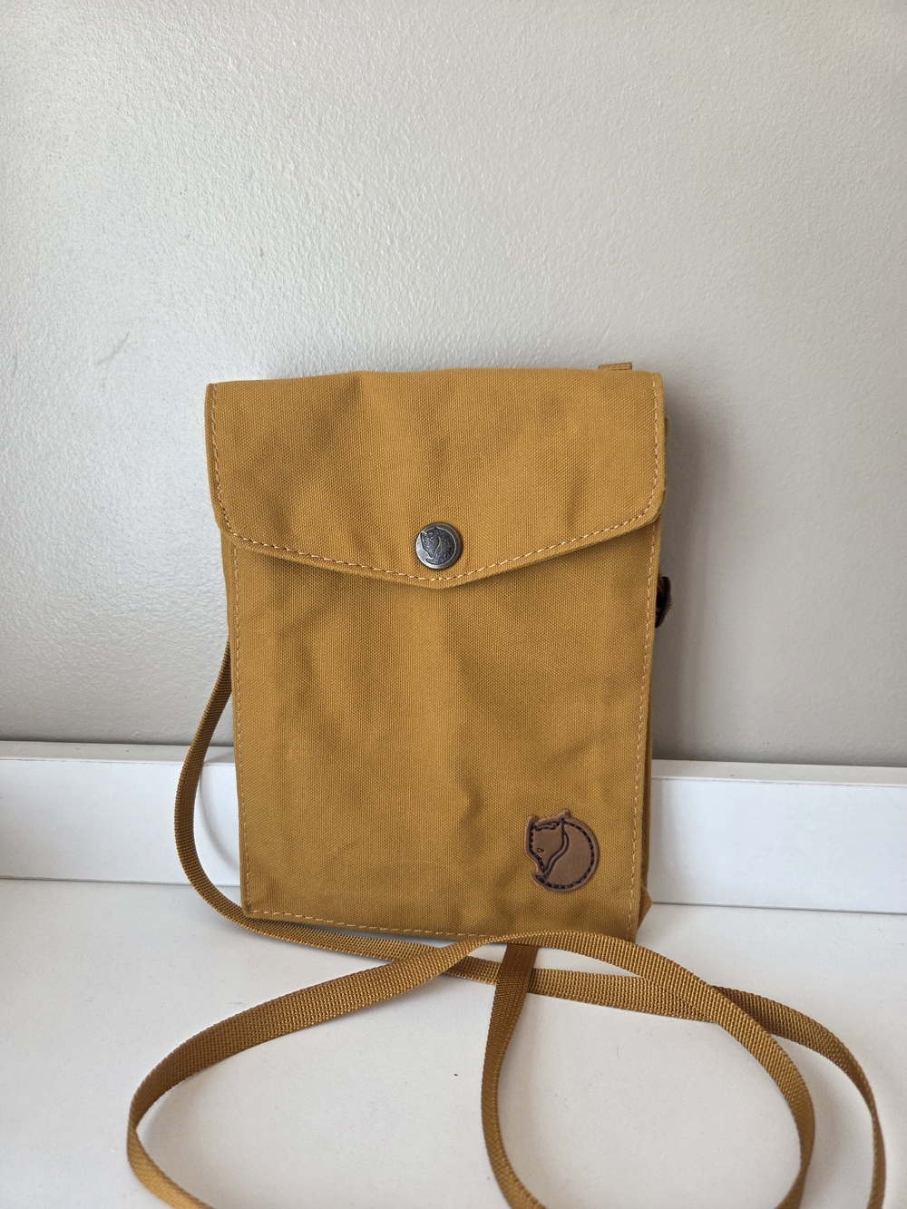 Fjallraven Ochre Crossbody Pouch